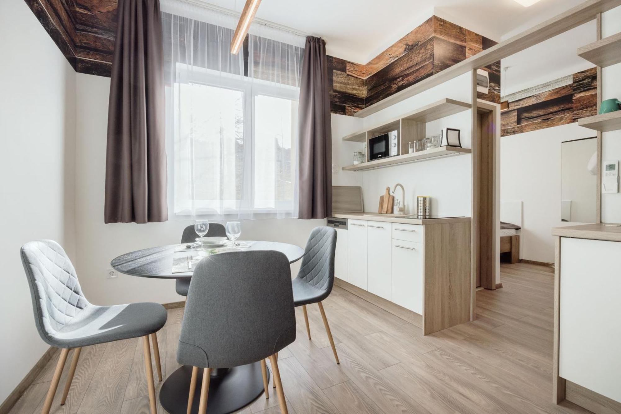 Elemental Retreats - Wood & Water Apartamento Budapeste