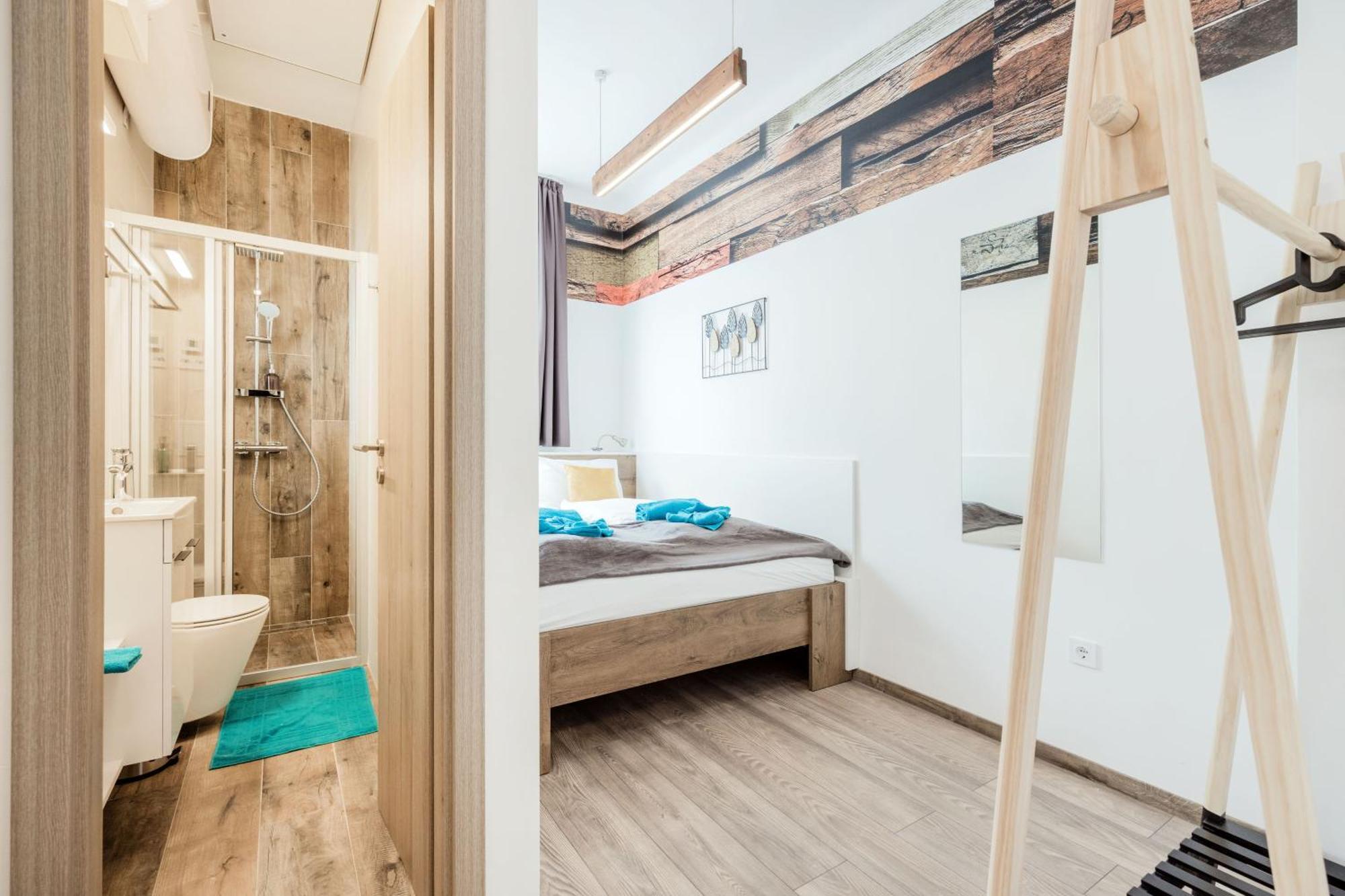 Elemental Retreats - Wood & Water Apartamento Budapeste